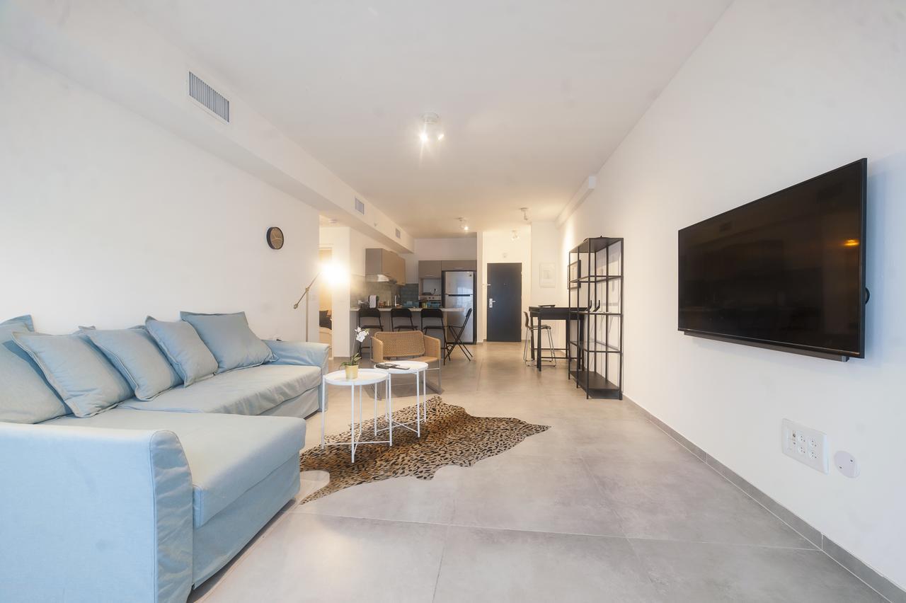 Luxury 2 Bedrooms Apartments Rothschild + Balcony 텔아비브 외부 사진
