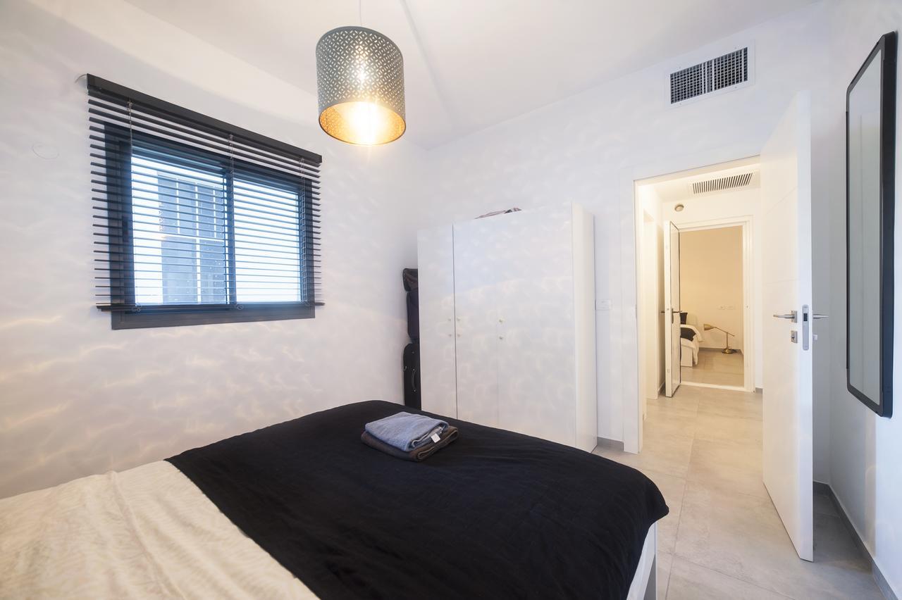 Luxury 2 Bedrooms Apartments Rothschild + Balcony 텔아비브 외부 사진