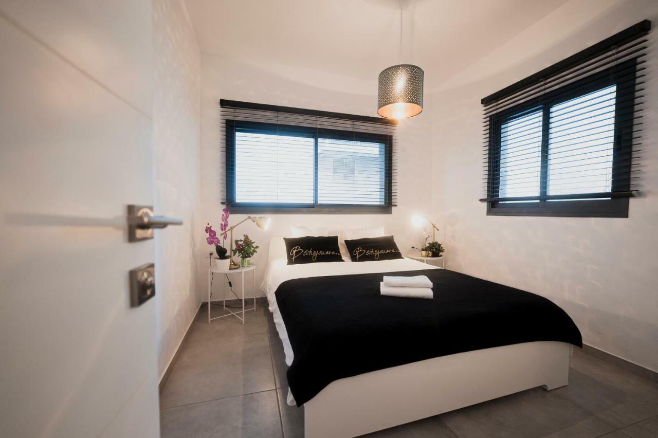 Luxury 2 Bedrooms Apartments Rothschild + Balcony 텔아비브 외부 사진