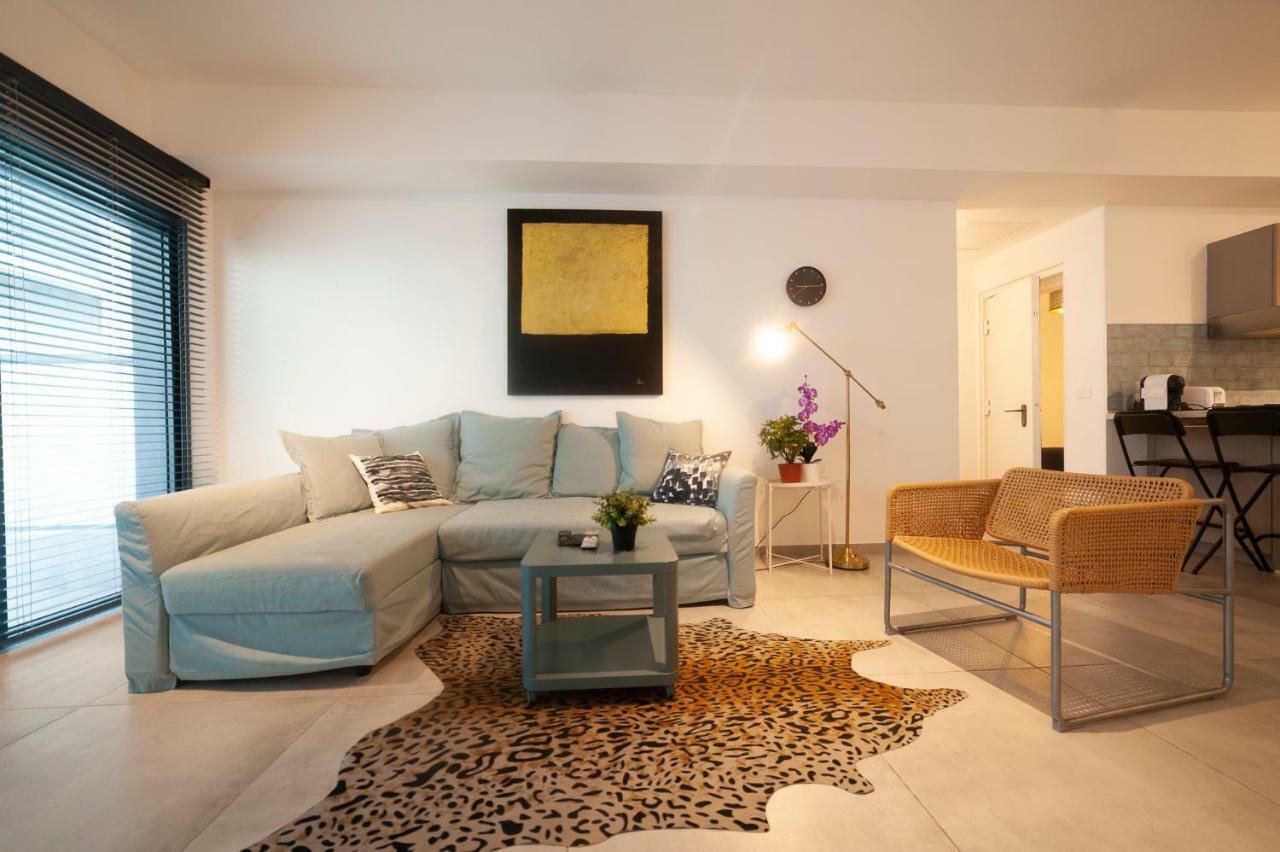 Luxury 2 Bedrooms Apartments Rothschild + Balcony 텔아비브 외부 사진
